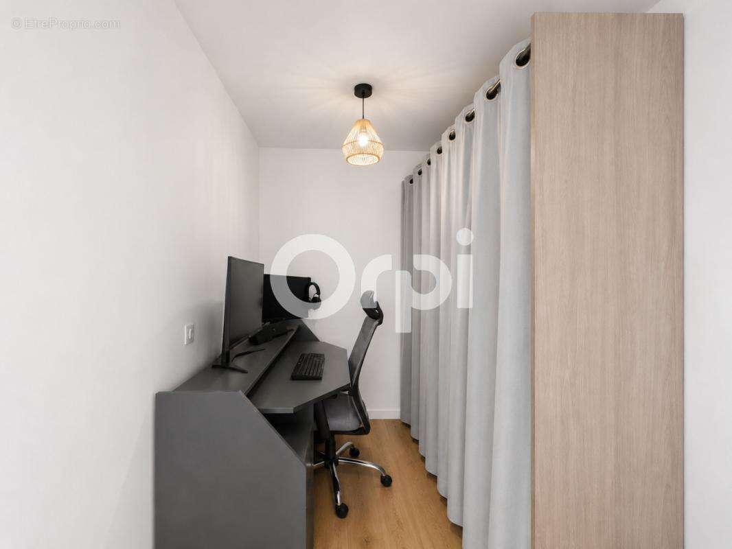 Appartement à MONTAUROUX