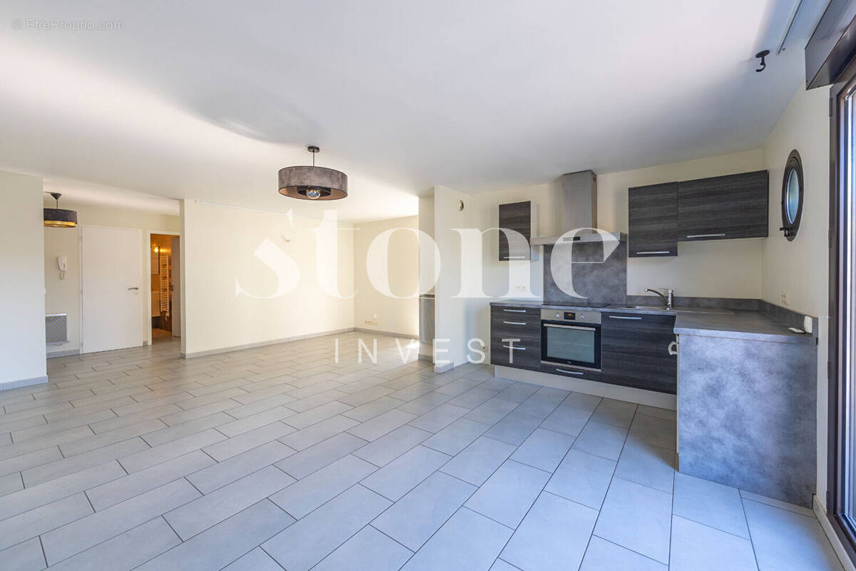 Appartement à ANNECY-LE-VIEUX