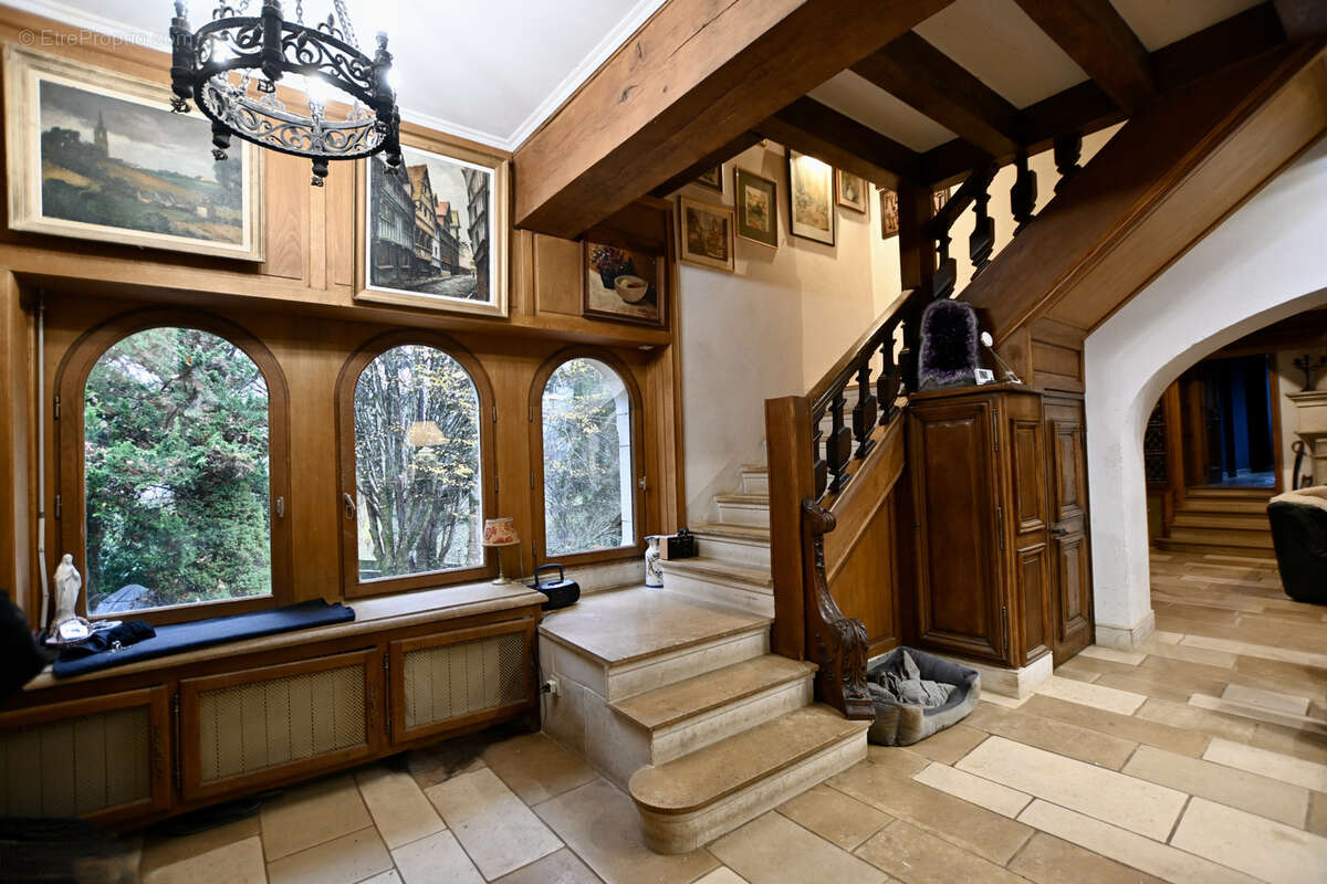 Maison à VEZELAY
