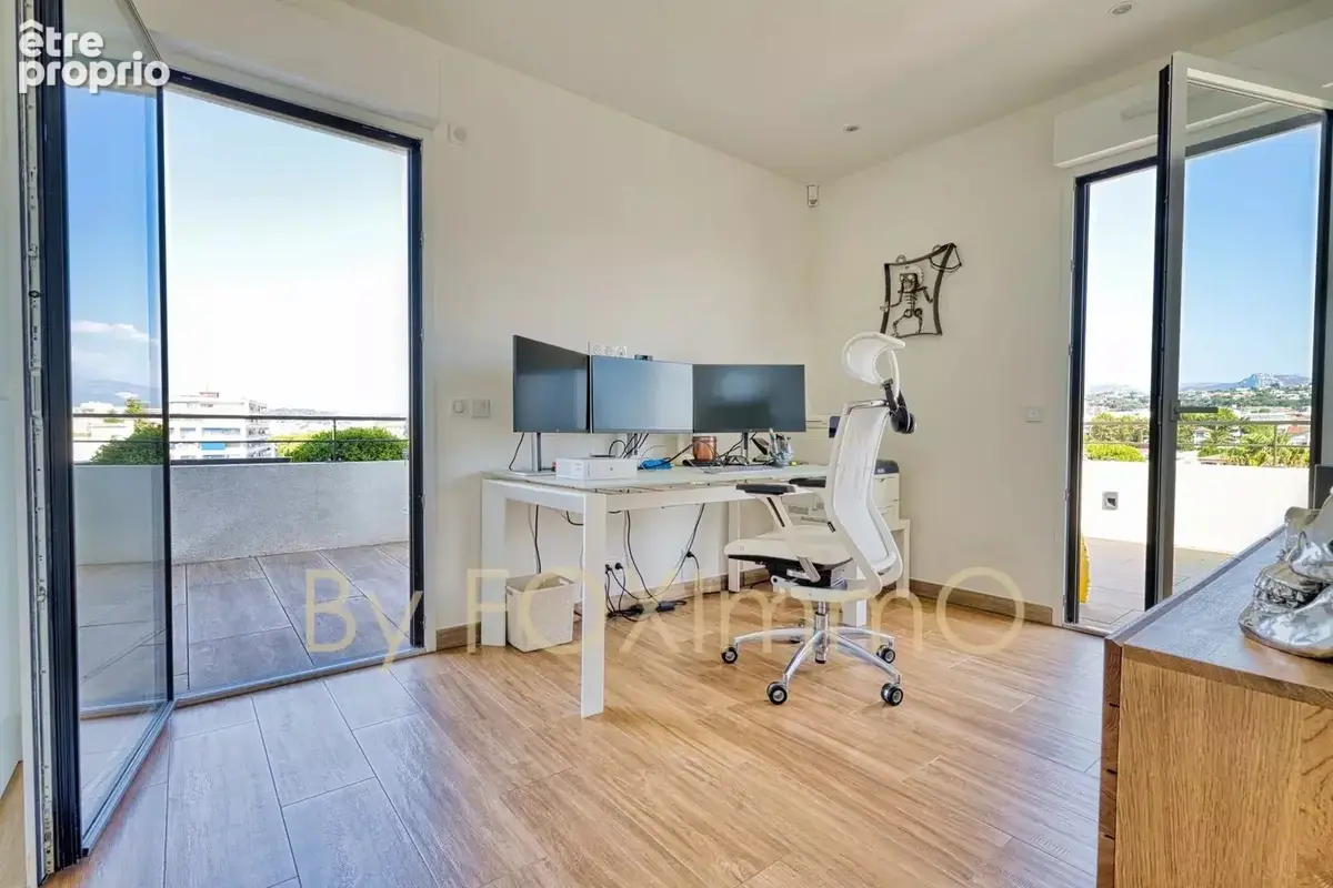 Penthouse d'exception dernier étage vue mer à Cagnes-sur-Mer - photo 30