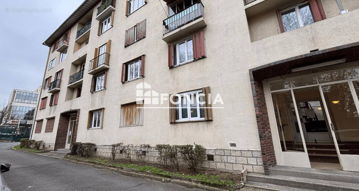 Appartement à EPINAY-SUR-SEINE