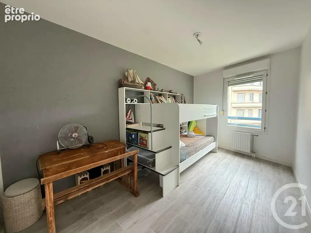 Appartement 4 pièces 84 m² à vendre à Villeurbanne (69100) - photo 8