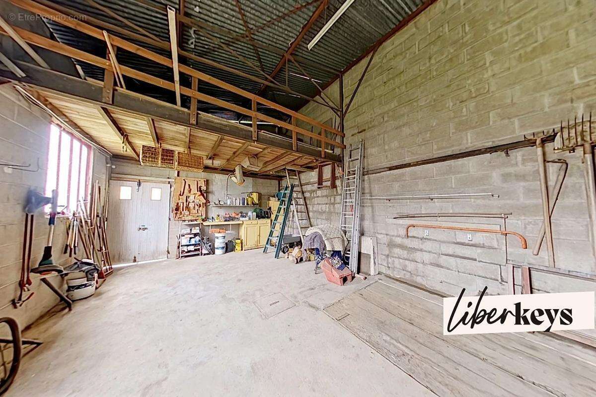 Maison 114m2 - Terrain divisible de 1801 m2 - Chatellerault Nord - photo 20