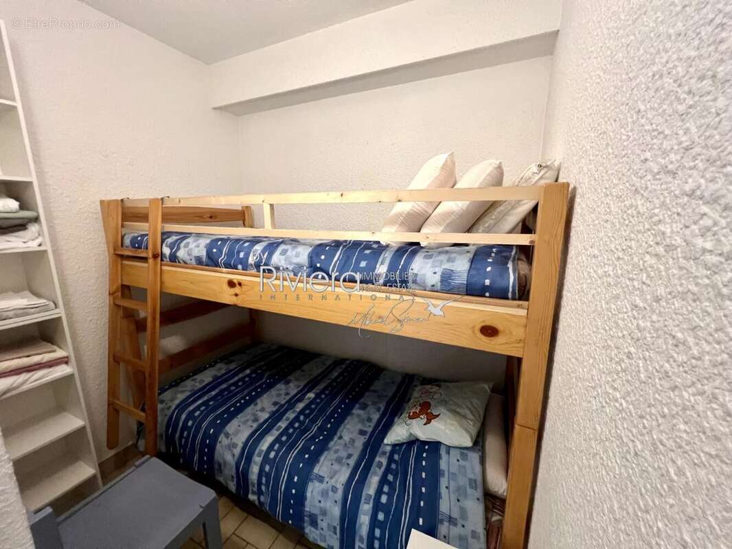 Studio cabine avec terrasse proche centre ! - photo 4