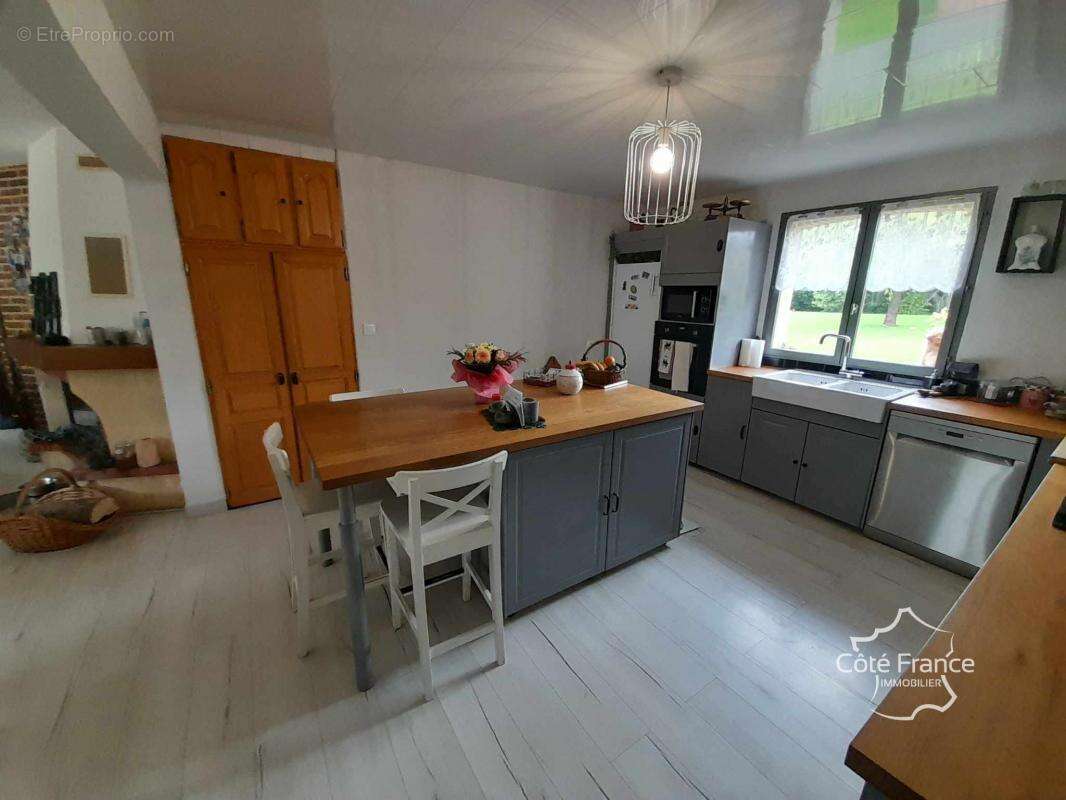 Maison à LA CAPELLE