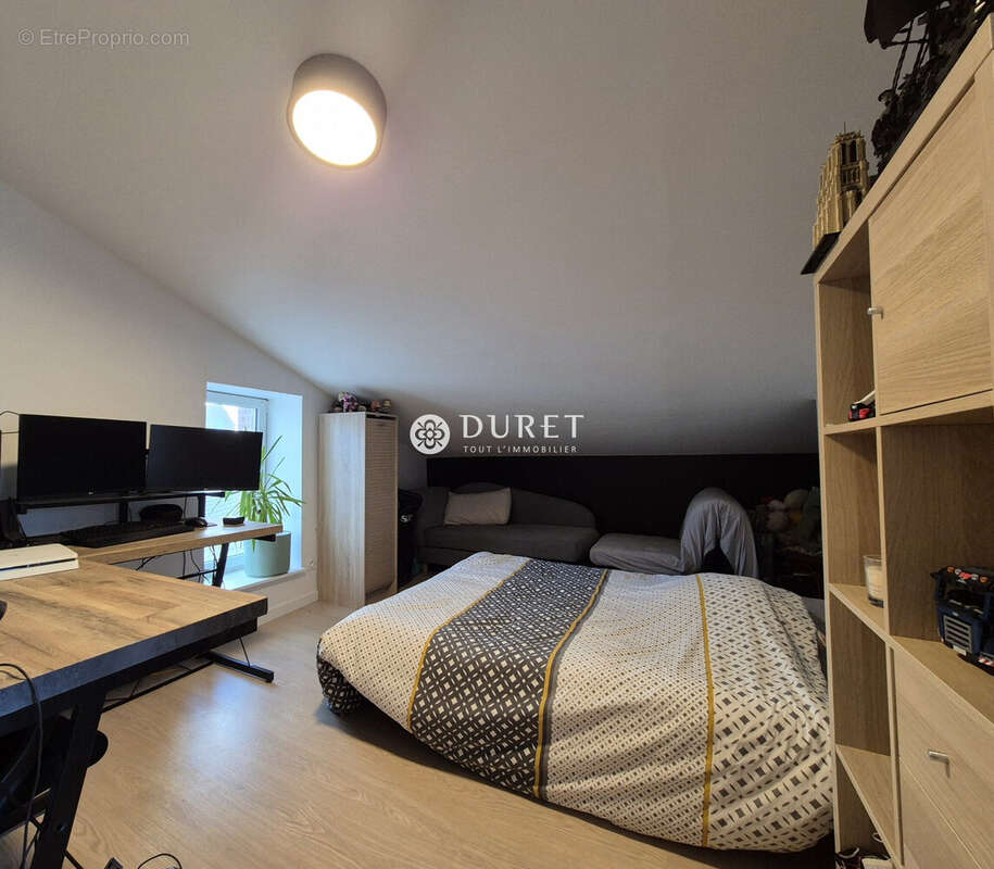 Maison à MONTREVAULT