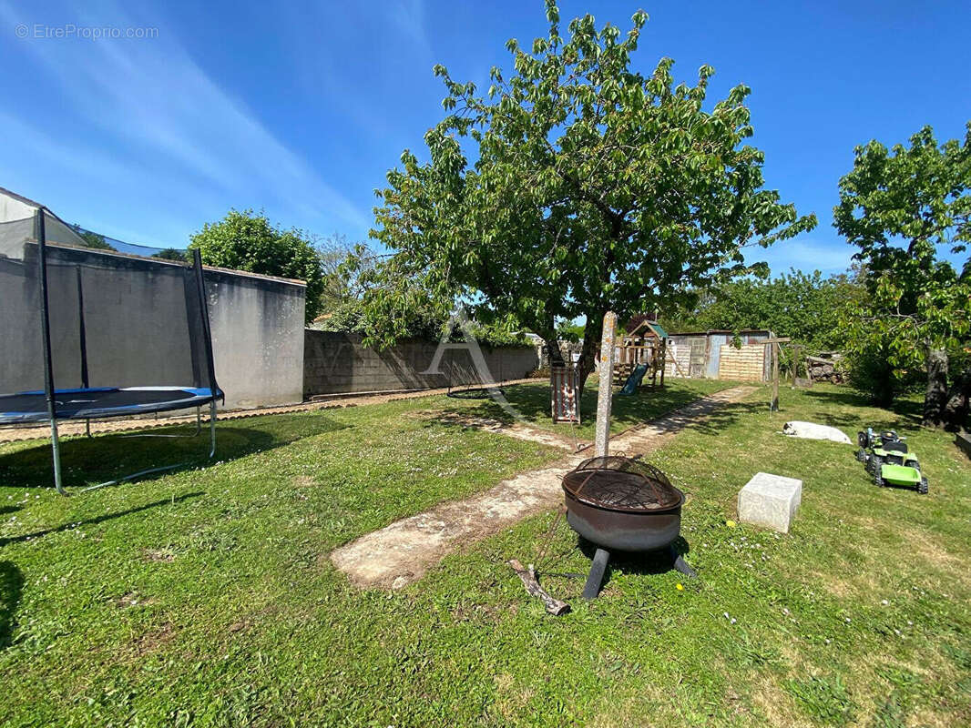 Maison à SAINT-MICHEL-EN-L'HERM