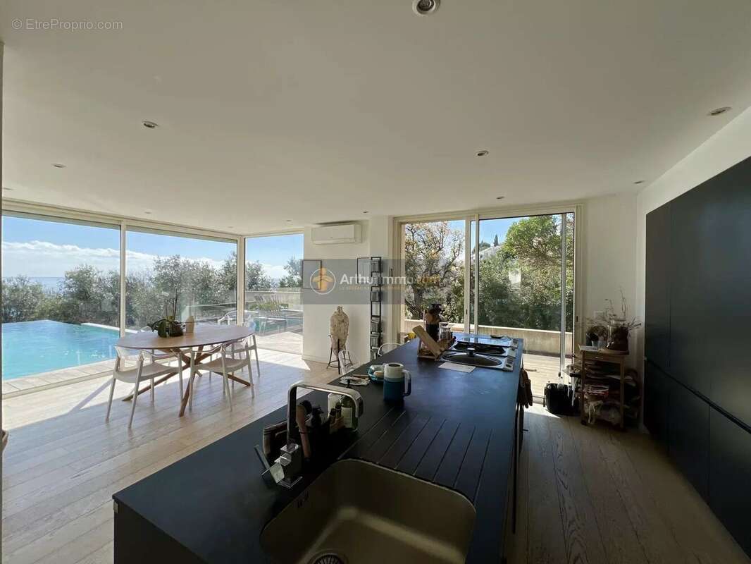 Maison à SAN-MARTINO-DI-LOTA