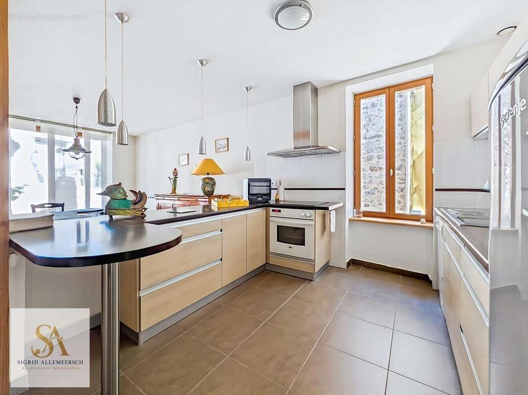 Maison de caractère rénovée avec garage au cœur de Boutenac - photo 4