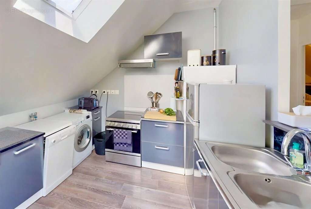 Maison en pierres de 2 appartements au coeur du village - photo 3