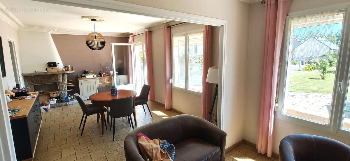 Maison à PLESSIX-BALISSON