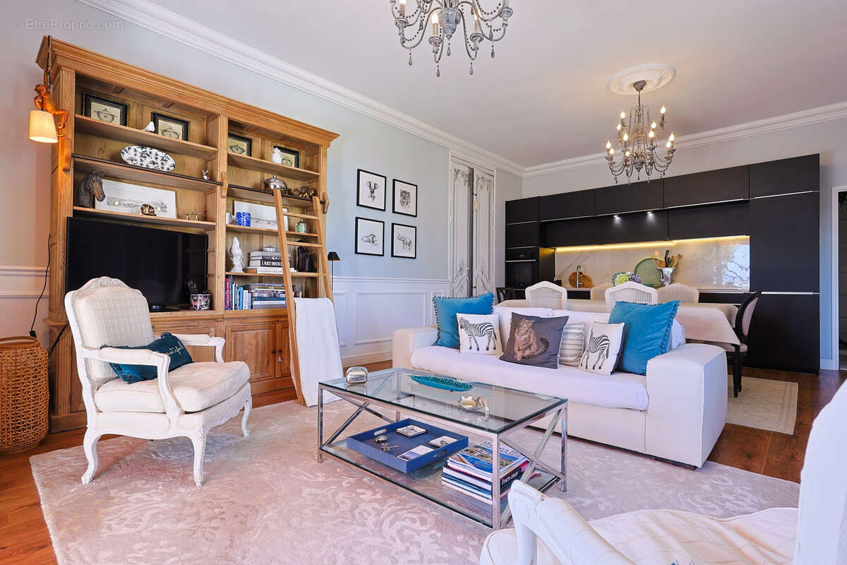 Appartement à HYERES