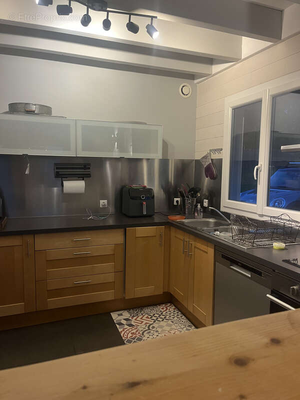 Elégante maison à ossature bois avec vue dégagée - photo 4