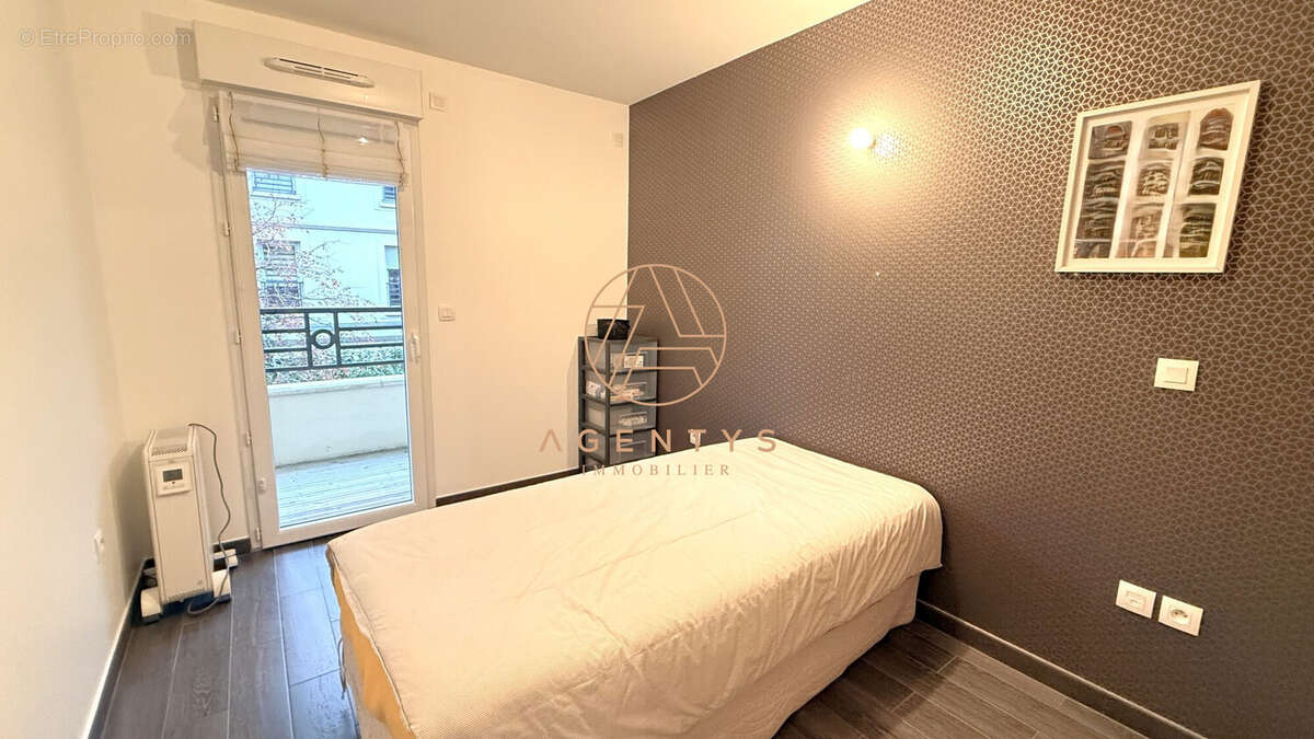 Appartement à LE PLESSIS-TREVISE