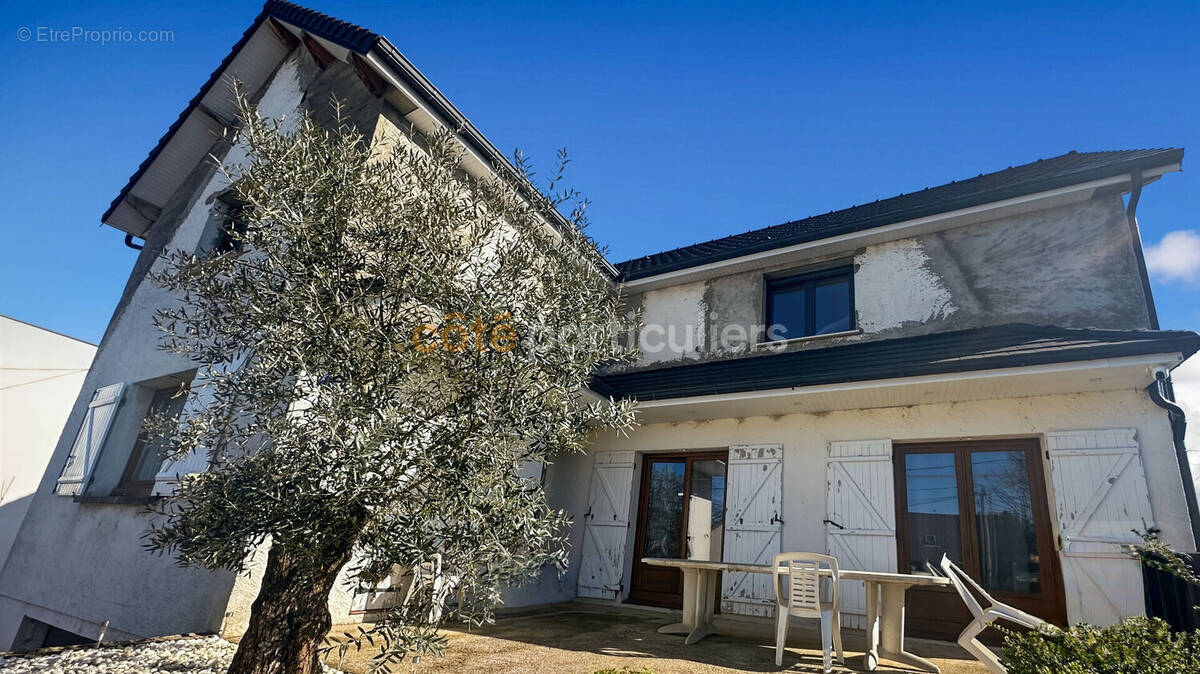 Maison à PONTAULT-COMBAULT