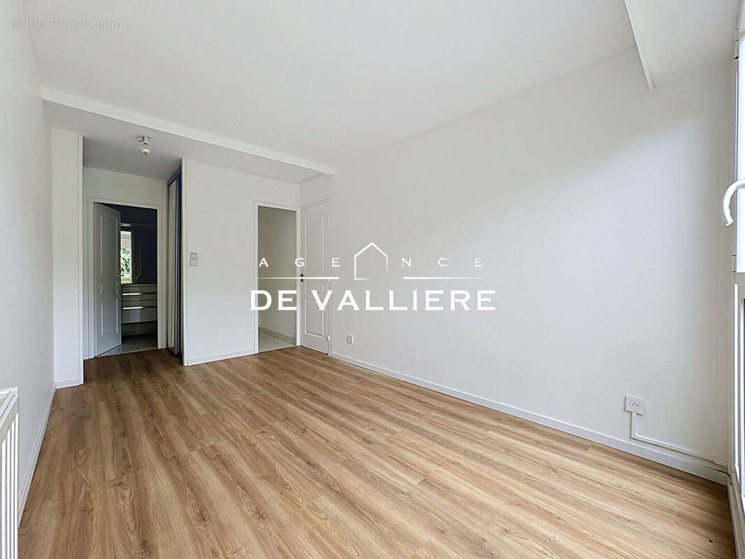 Rueil-Malmaison - Bords de Seine - 2 pièces 56 m2 - terrasse de 45 m2 - photo 6