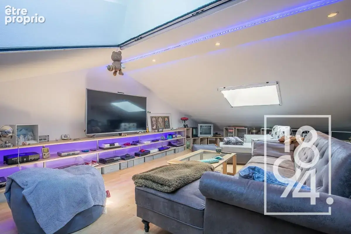 Maison T5 à vendre Marseille 15e (13015)  144 m²  Jardin Garage - photo 7