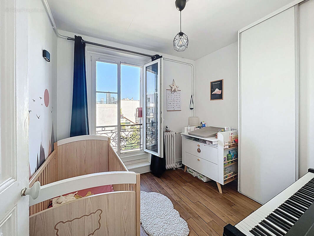 Appartement à SURESNES