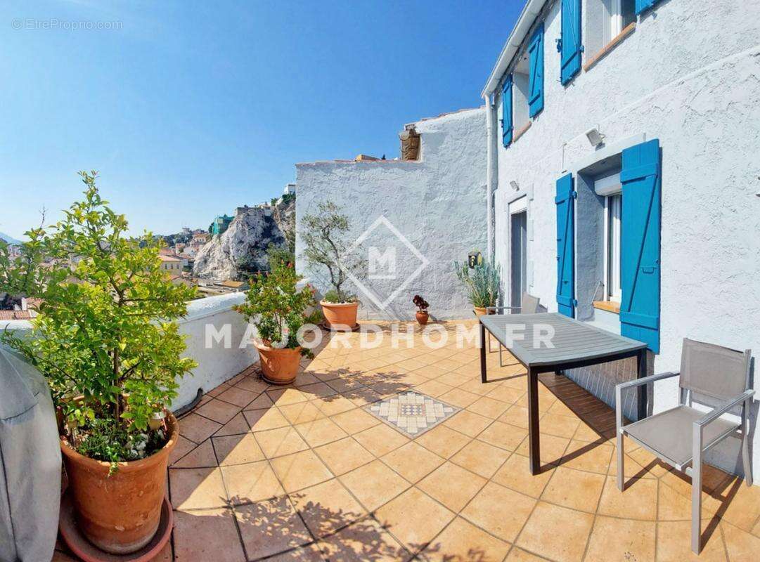 Maison à MARSEILLE-6E