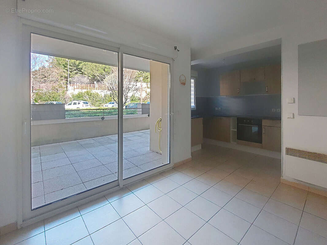 Appartement à MARSEILLE-13E