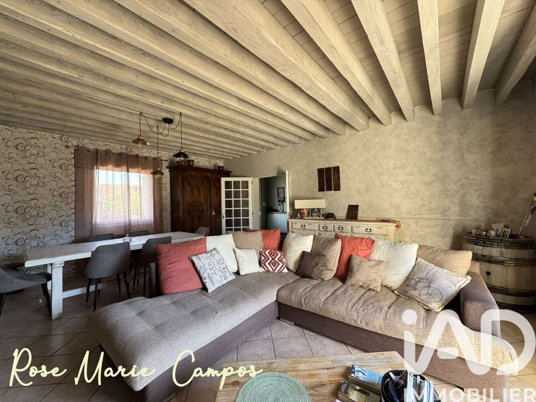 Photo 4 - Maison à LES BIZOTS