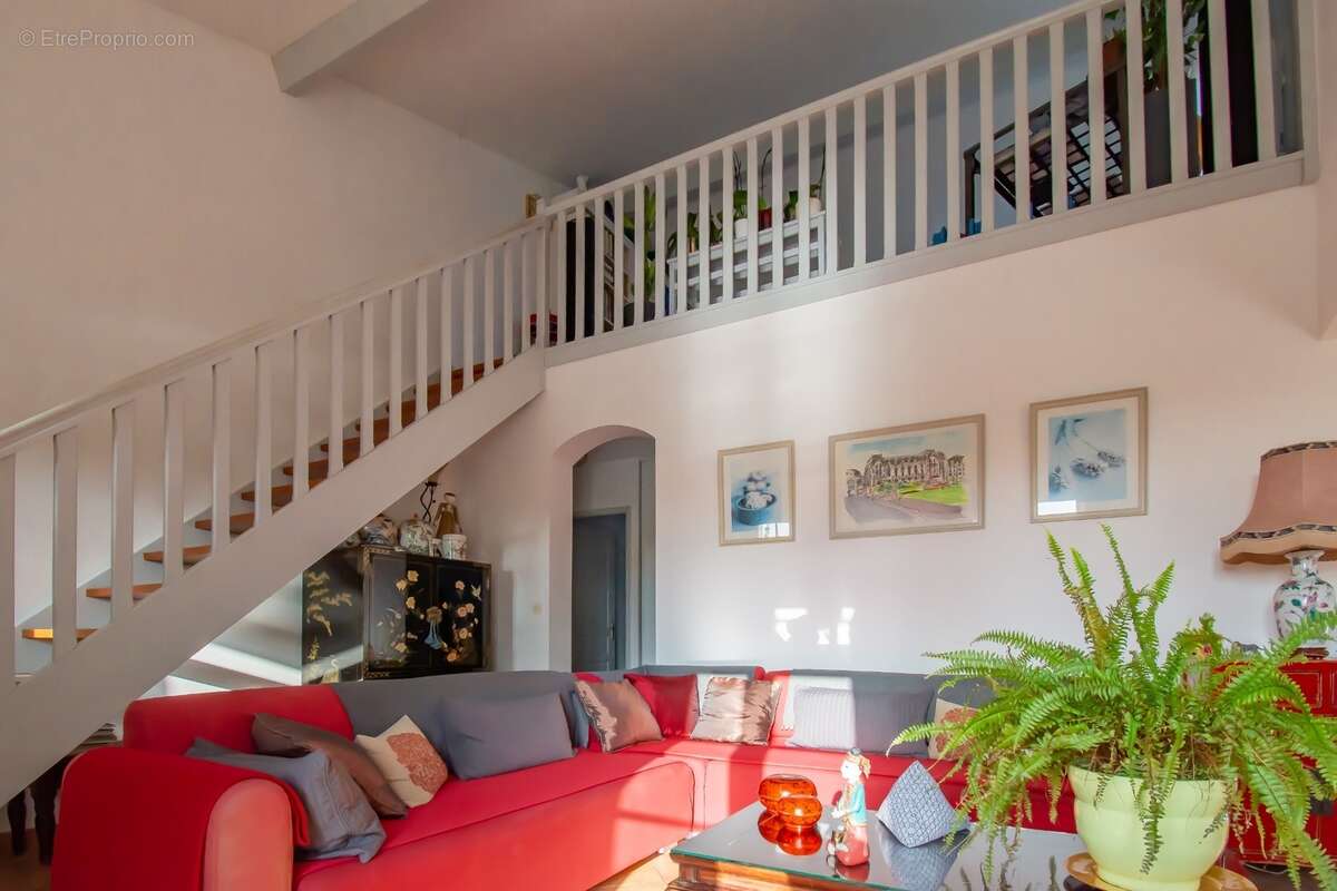 Breuillet – villa avec piscine et vue panoramique sur la campagne - photo 5