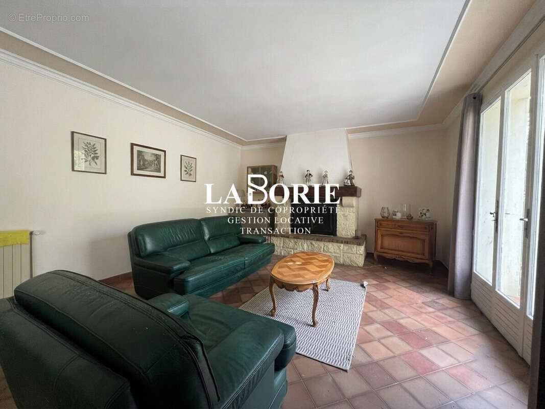 Maison 165 m² à Orange  - photo 3