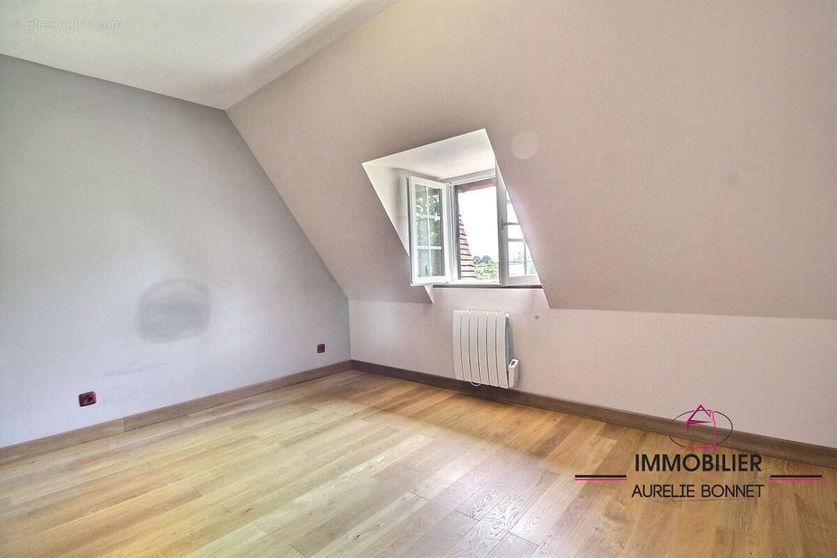Maison 129 m² à Pont-L'eveque  - photo 8