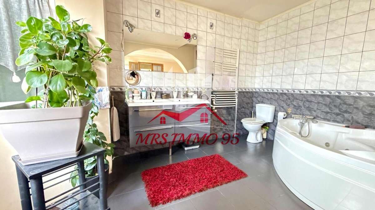 Maison à FONTENAY-EN-PARISIS