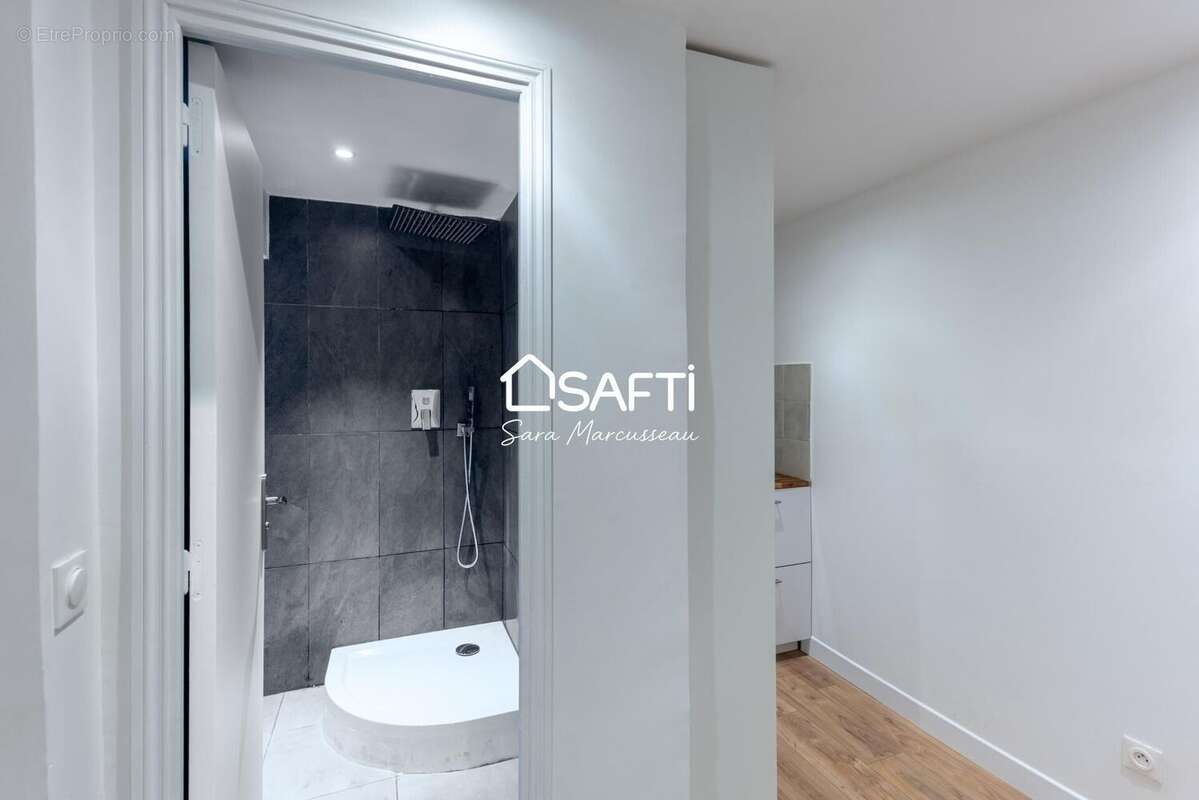 Photo 7 - Appartement à PARIS-18E