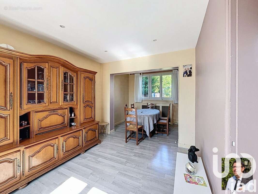 Photo 4 - Maison à VILLENEUVE-LE-ROI