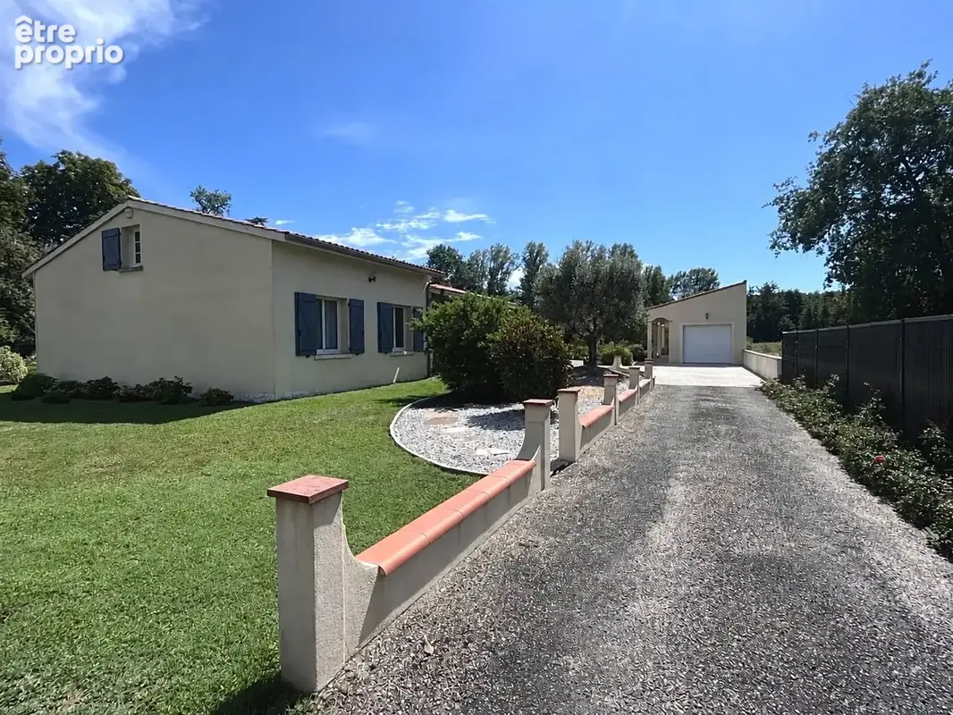 Maison 6 pièces avec piscine et parc paysager - photo 18