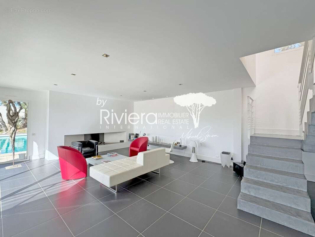 Maison à LA CROIX-VALMER