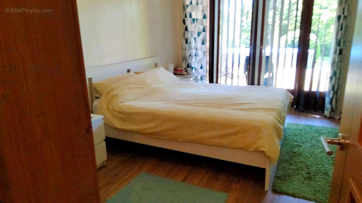 CHAMBRE - Maison à PRESSAC