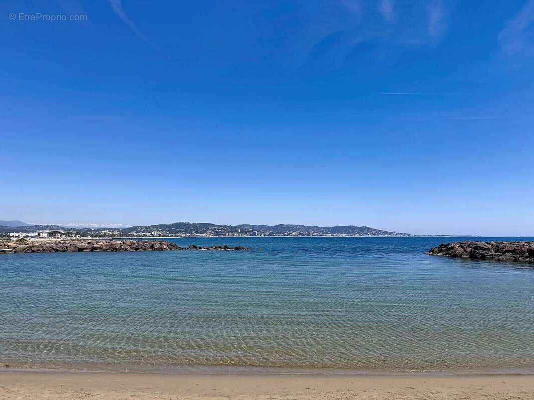 Appartement à MANDELIEU-LA-NAPOULE