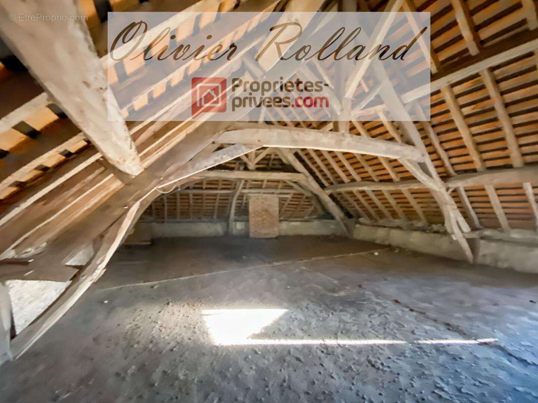 49540 -  Aubigné sur Layon - Maison à rénover de 104 m² sur 500 m² de terrain avec dépendances - photo 11