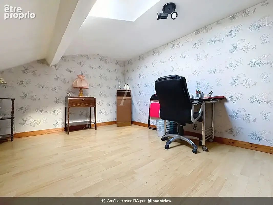 Maison Trelaze 9 pièce(s) 215m2 - photo 10