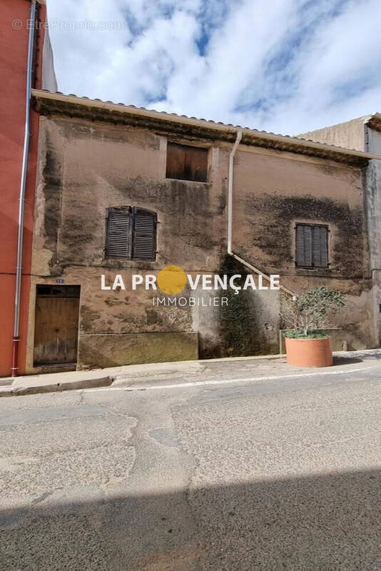 Appartement à POURCIEUX