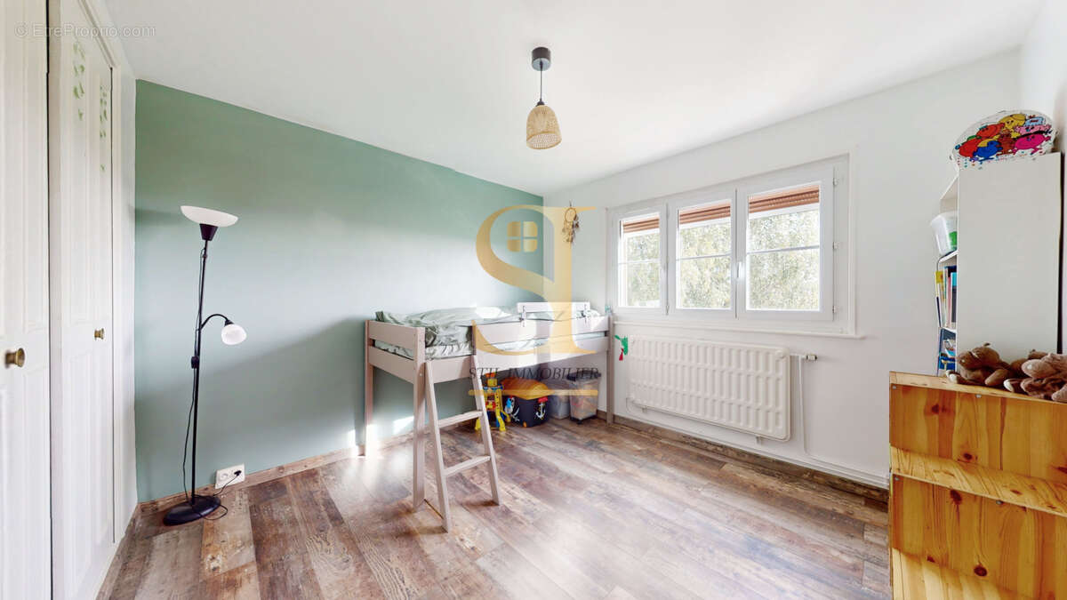 Maison à COMBS-LA-VILLE