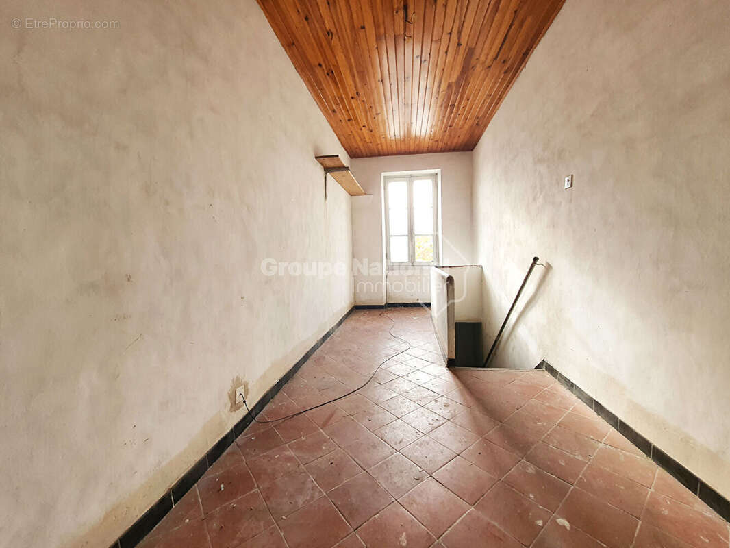 Idéal investisseur à vendre une maison à Miramas - photo 5