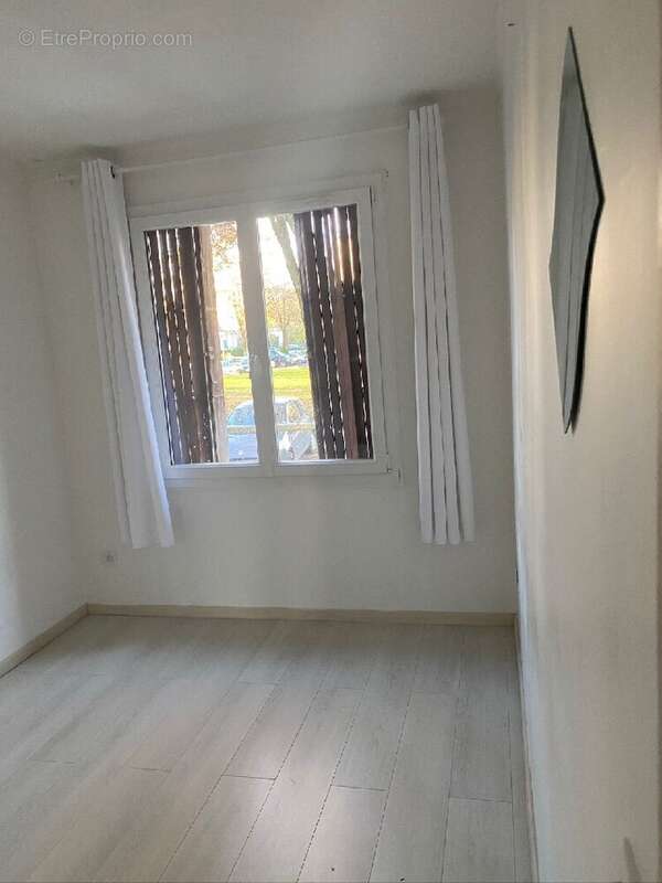 Appartement à CLICHY-SOUS-BOIS