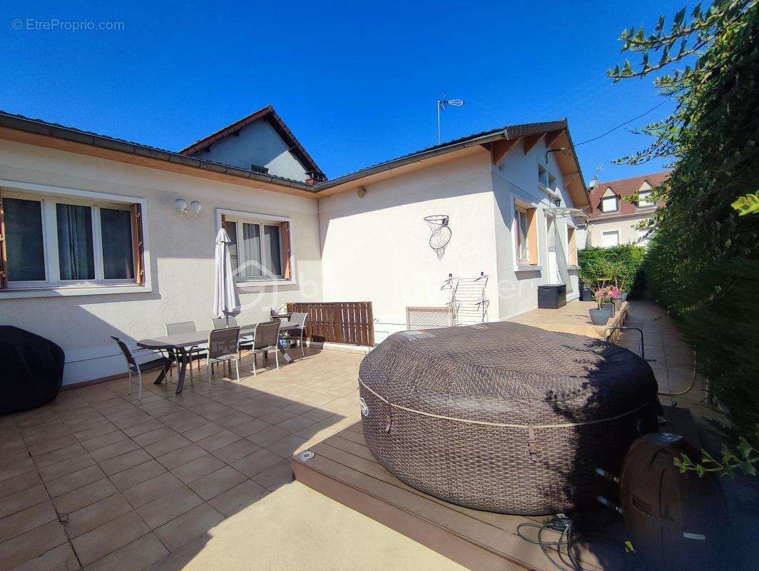 Maison 107 m² à Savigny-Sur-Orge  - photo 10