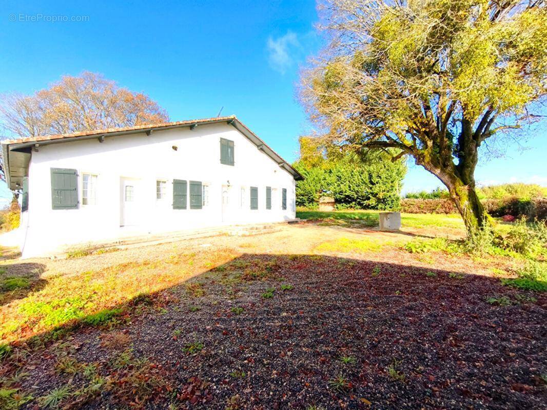Maison à POYARTIN