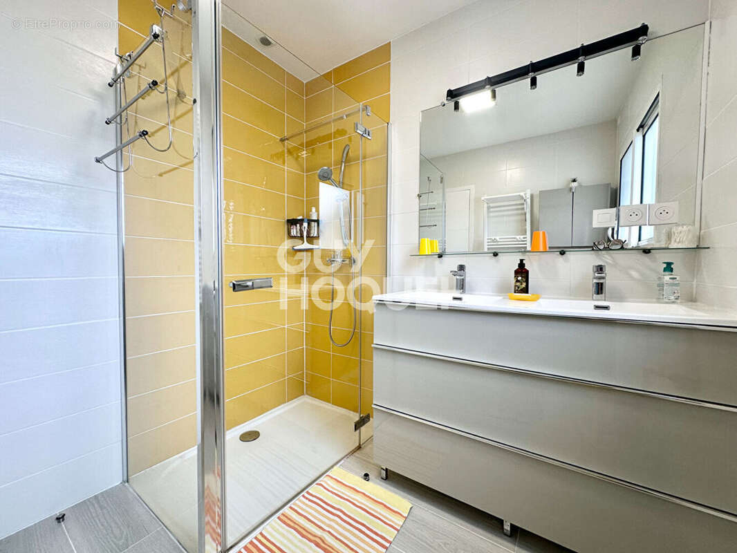 Maison à GUJAN-MESTRAS