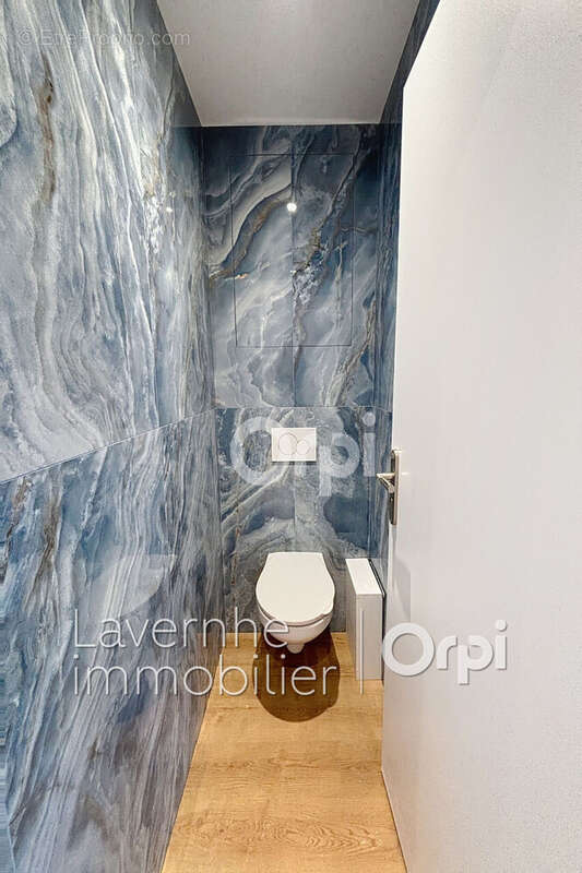 Appartement à VALLAURIS