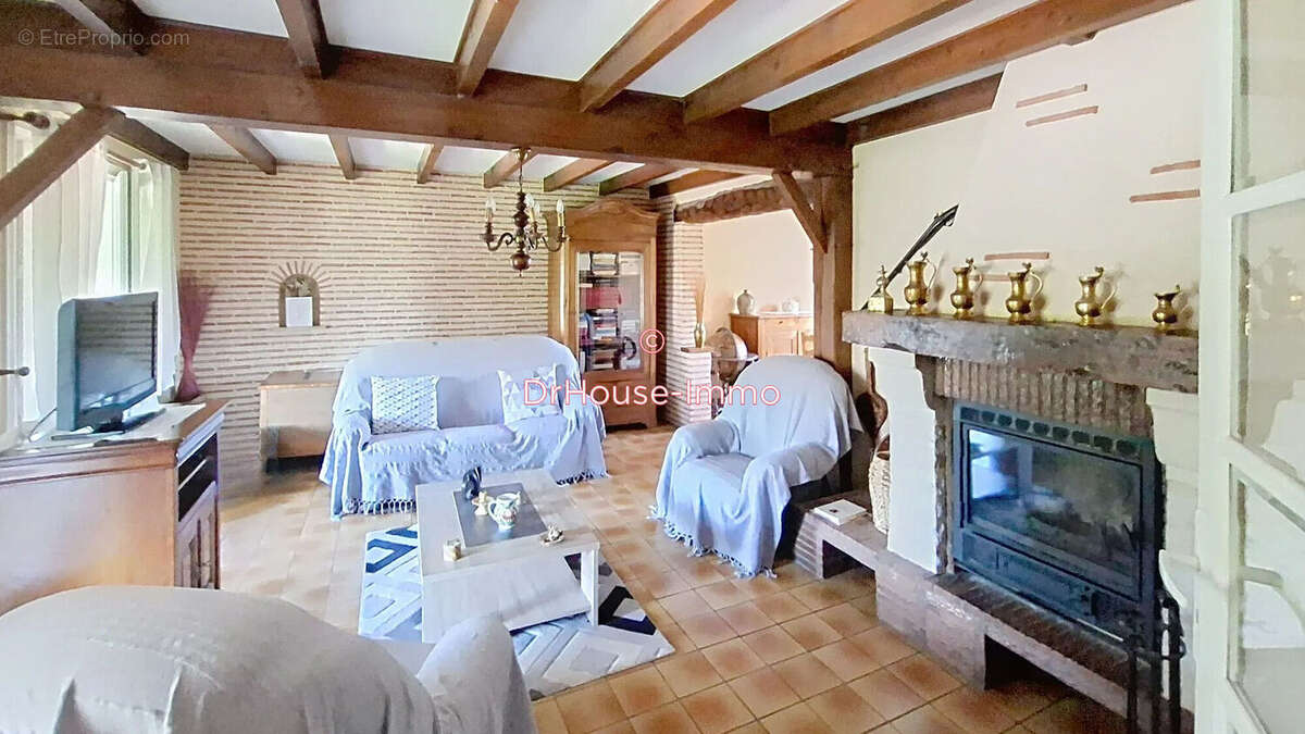 Maison à FOURQUES-SUR-GARONNE