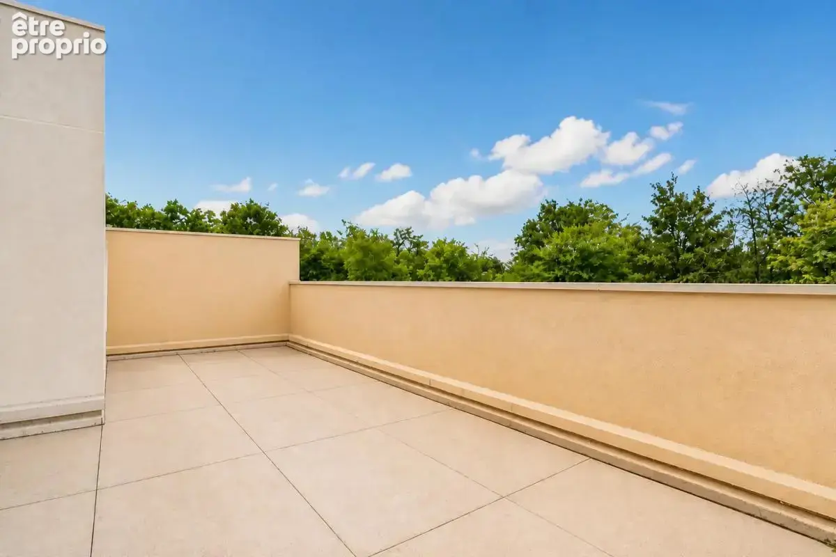 Appartement duplex 5 pièces de 94 m² avec terrasse plein sud à Maurepas - photo 2