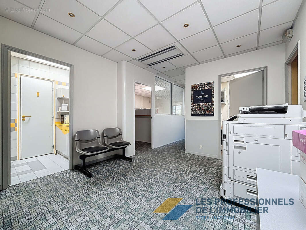 Commerce à BARBERAZ