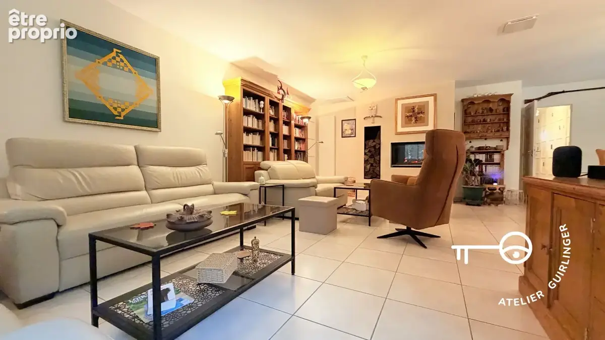 Offrez-vous le confort d'une maison moderne au coeur d'un environnement idyllique et verdoyant. - photo 23