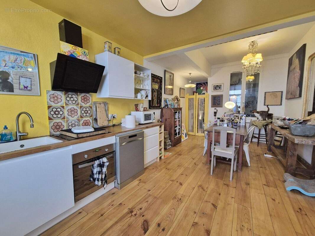 Appartement d'artiste T3 - Centre historique, Béziers (97 m²) terrasse sur le toit, partagé - photo 8